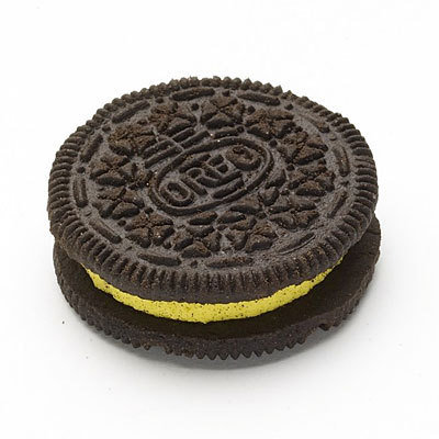 yellow-creme-oreo