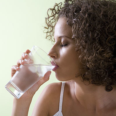 woman-drinking-water-radiation