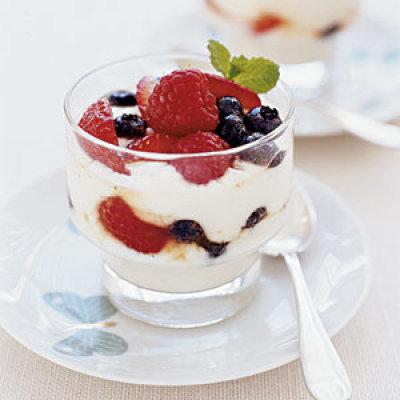 van-lemon-berry-parfait-hl-1193349