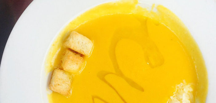 smartmag-featured-image-weight-loss-recipes-roasted-yellow-pepper-soup