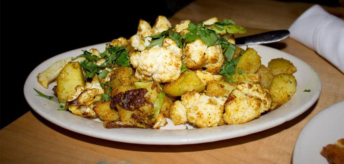 smartmag-featured-image-weight-loss-recipes-curried-cauliflower