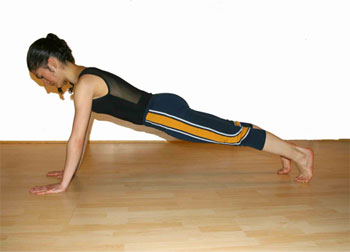 pilates-exercises-quadruped-to-pushup-3