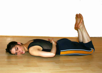 pilates-exercises-double-leg-kick-variation-1