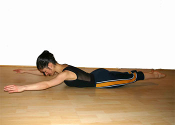 pilates-exercises-double-leg-kick-variation-5