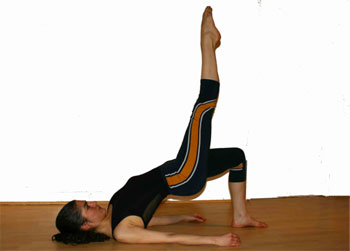 pilates-exercises-shoulder-bridge-2