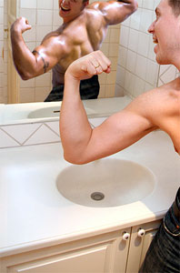 bodybuilder-mirror