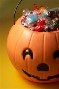 Don’t Let Halloween Candy Play a Trick on Your Diet