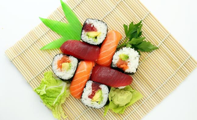 sushi-373588_1280_detail.jpg
