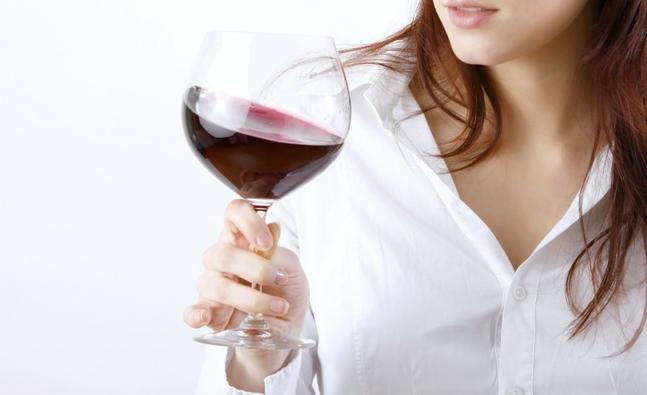 ditch_drinks_to_lose_weight_fotolia_52099371_subscription_xl_6819978851_detail.jpg