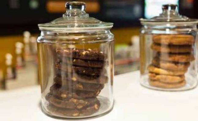 jar_of_cookies_998084327_detail.jpg