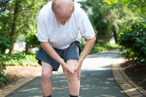 Seniors with diabetes can lower knee pain with diet and exercise