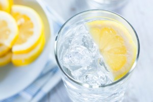 lemon water helps digestion