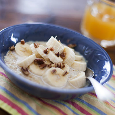 banana-oatmeal-breakfast
