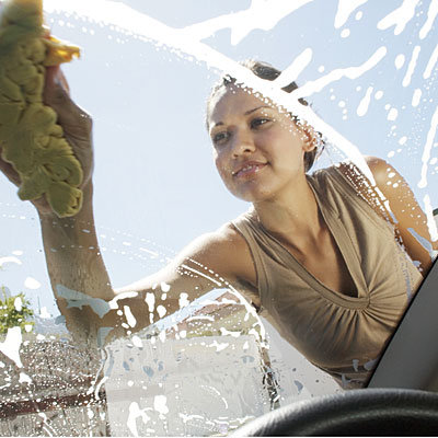 woman-car-wash
