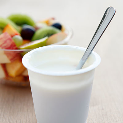 plain-yogurt-fruit
