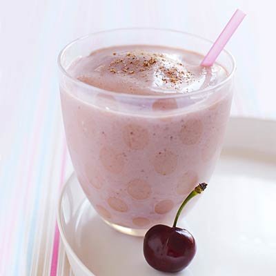 cherry-chocolate-smoothie